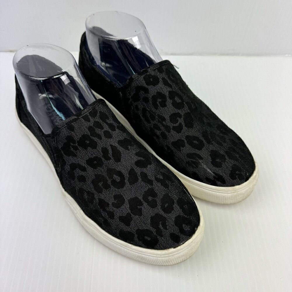 Black Leopard Slip On Sneakers Women’s 7 Casual Canvas Shoes Magellan